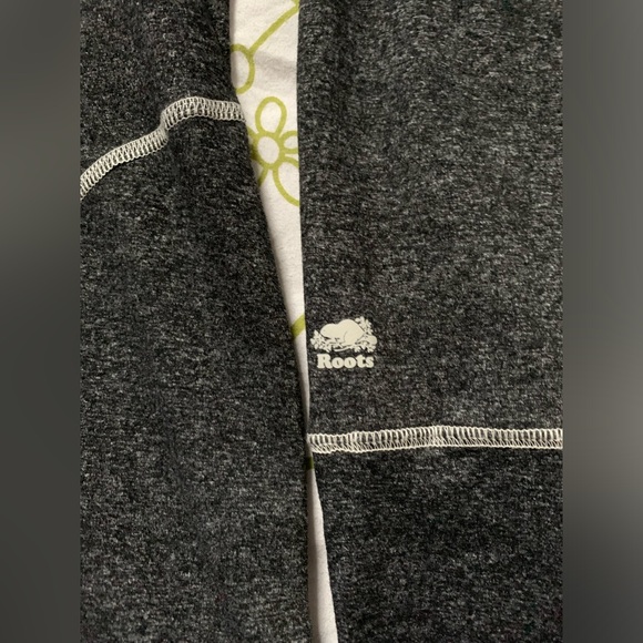 Roots turtleneck sweatshirt - Picture 5 of 6